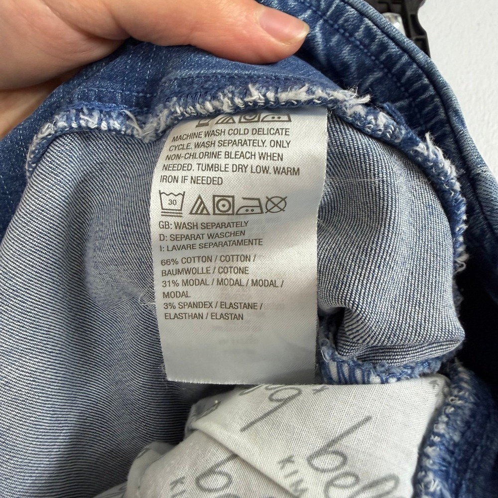 Belle Kim Gravel blue medium wash pull on fringe distressed hem stretch shorts - Picture 7 of 8